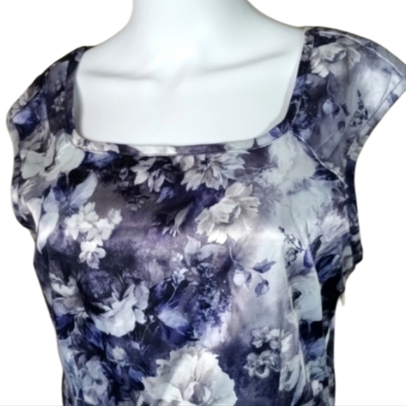 NWOT Latin Quarters  Wight & Purple 💜 Floral Stain Women's Dress Size L - Picture 3 of 16